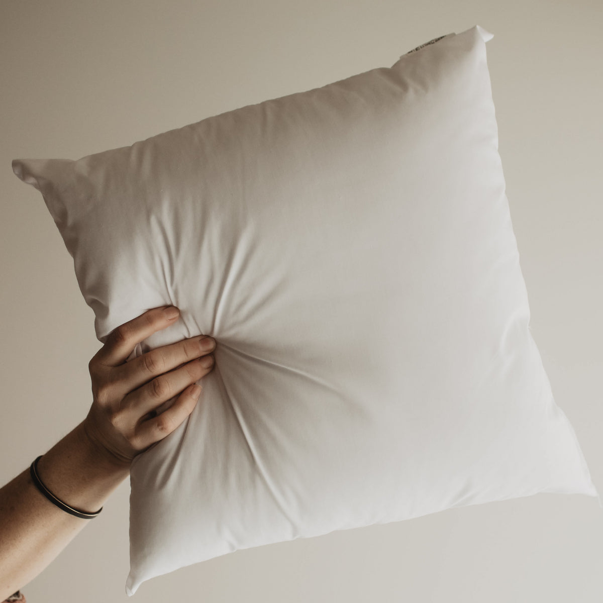 Fennco Styles 100% Poly Fiber Pillow Filler Insert - White - Made in USA
