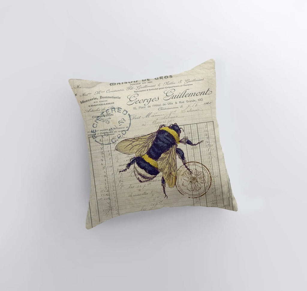 Bee | Honey Bee | Pillow Cover | Pillow | Farmhouse Decor | Home Décor | Bumble Bee | Insect | Aesthetic Room Decor | Country Decor | Gift UniikPillows