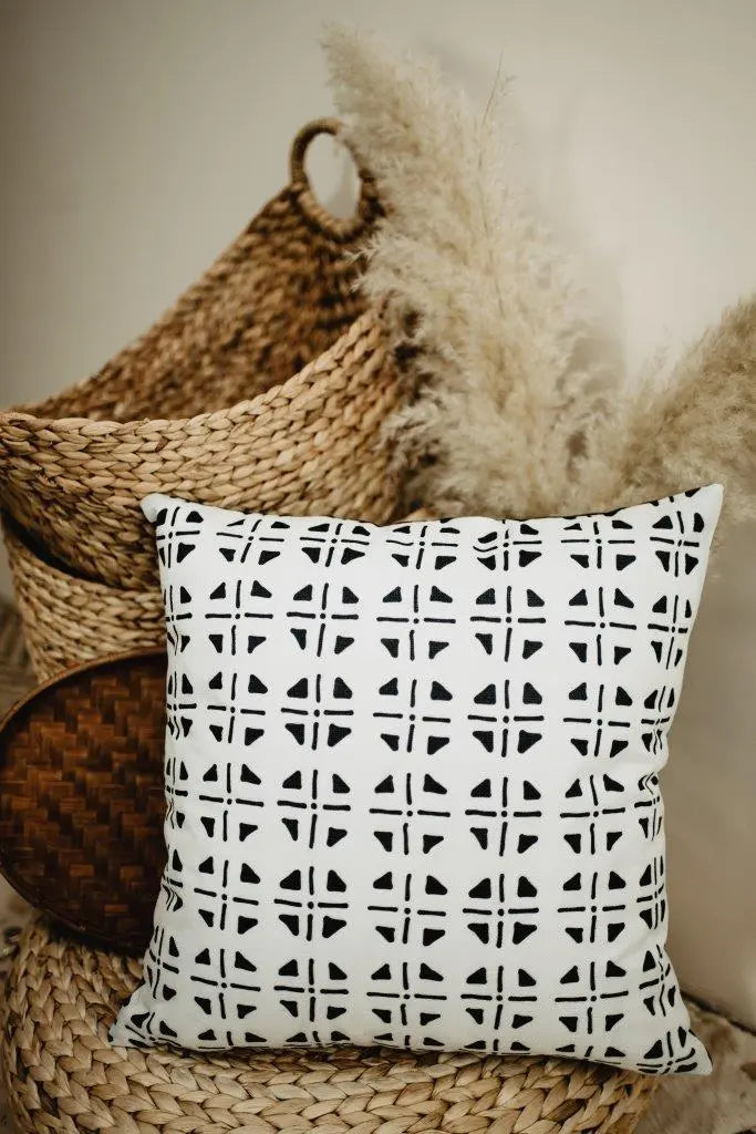 Mud-Cloth Pillow Covers | Black and White | Mud-Cloth Pillow | Luxury Decor | Elegant Luxury Decor | Throw Pillow | Room Decor UniikPillows