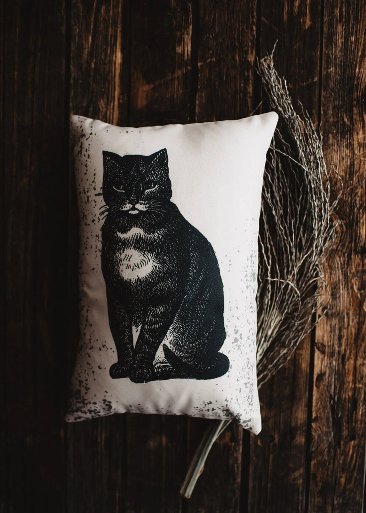 Primitive Black Crow Lumbar Pillow Cover | 12x18 Halloween Décor | Fall Decor | Room Decor | Decorative Pillow | Gift for her | Sofa Pillows UniikPillows
