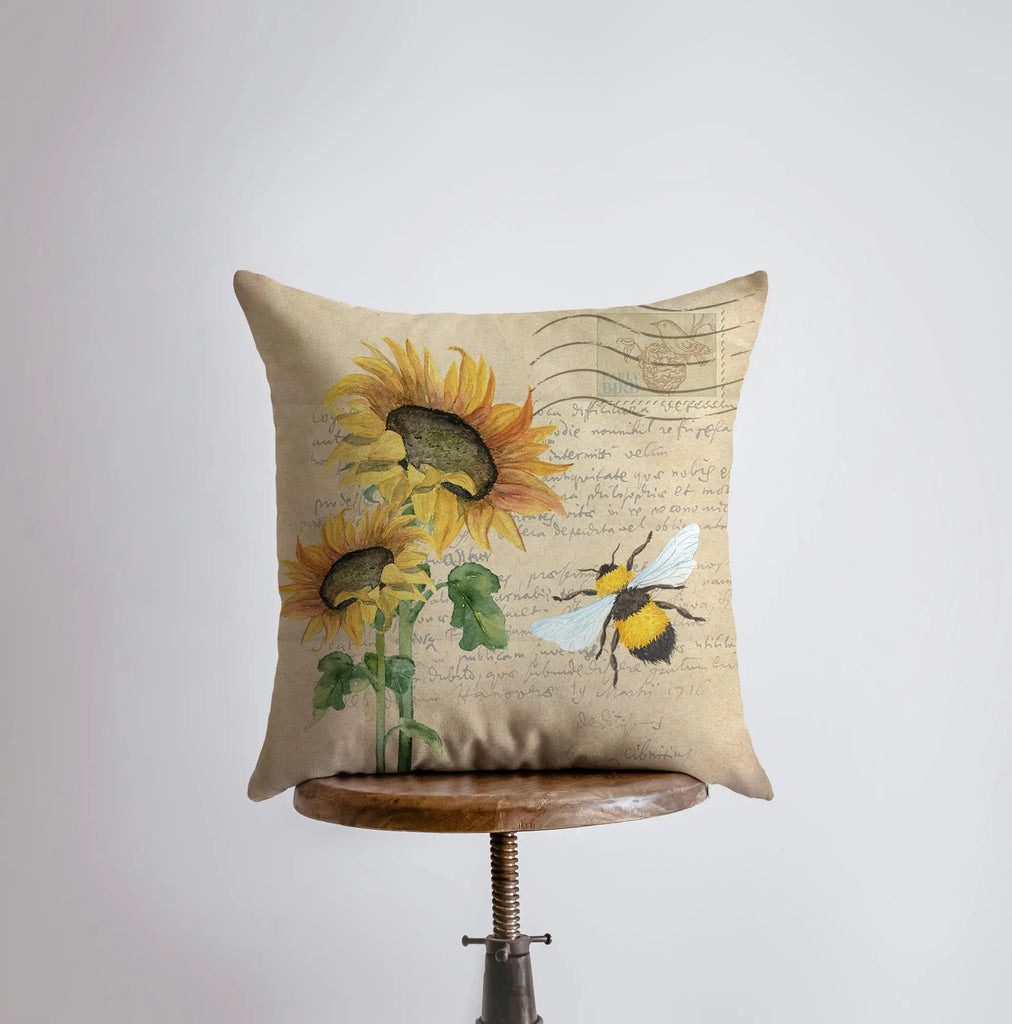 Sunflower | Bee | Pillow Cover | Sunflower Decor |  | Farmhouse Decor | Home Décor | Floral Throw Pillows | Accent Pillow Covers | Gift UniikPillows